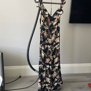 Floral Romper, low back with tie at the back